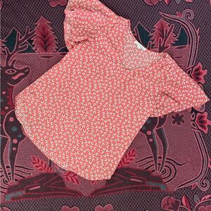 Green Envelope Coral Short Sleeve Tee with White Floral Print